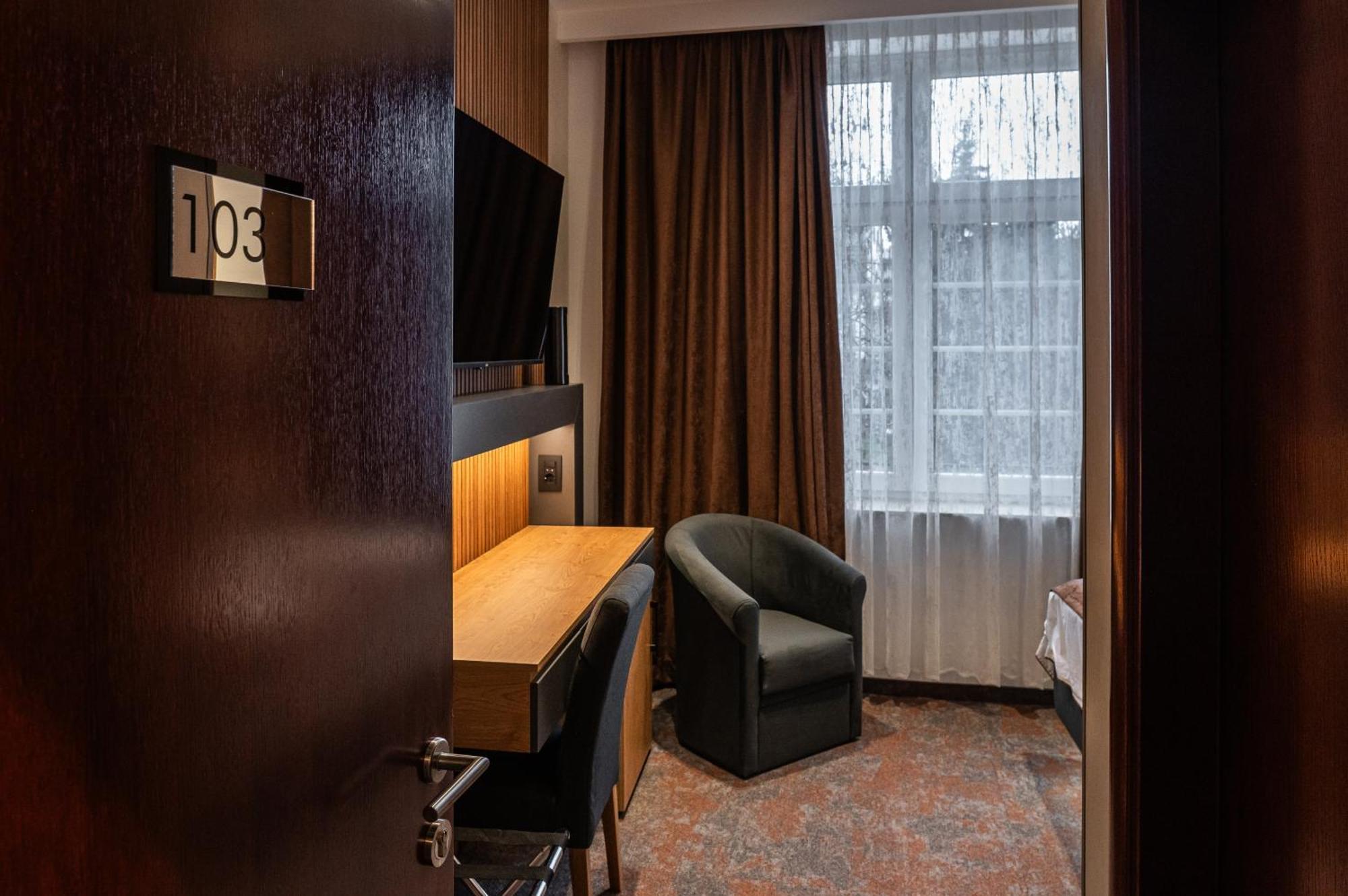 Hotel Astral Sabac Room photo